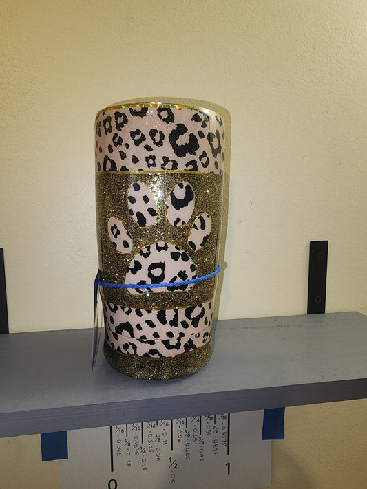 Loving Leopard